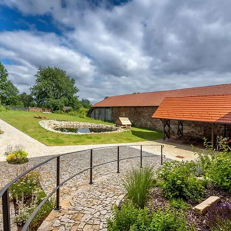 Pernek Horní Planá