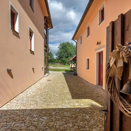 Pernek Apart-hotel 4*